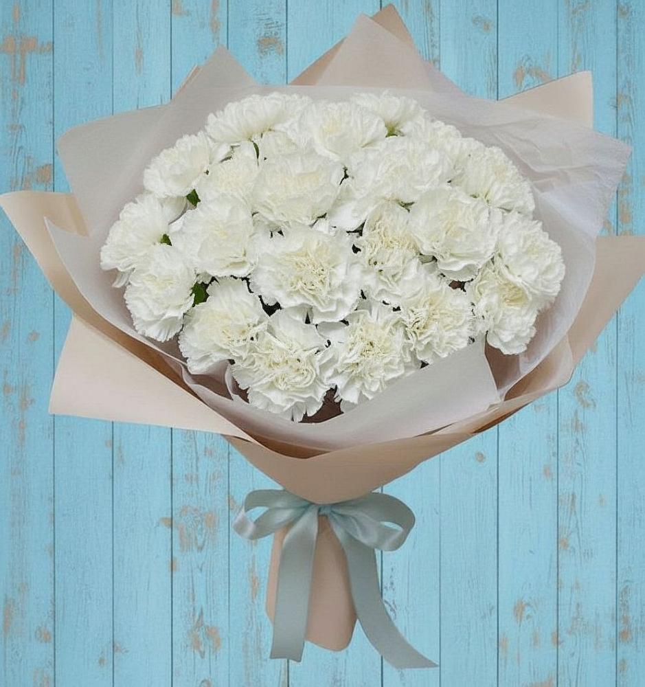 Букет цветов из: Гвоздики в Лесной Свердловской области