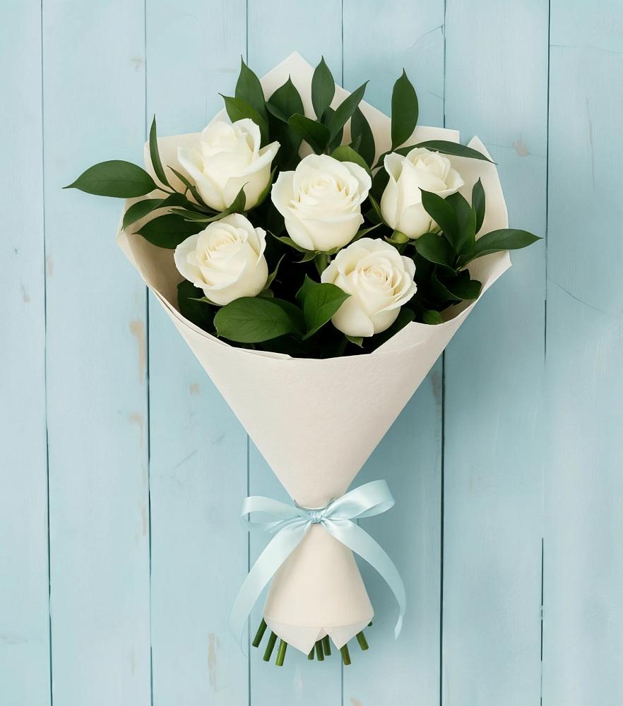 Букет цветов из: Розы в Лесной Свердловской области