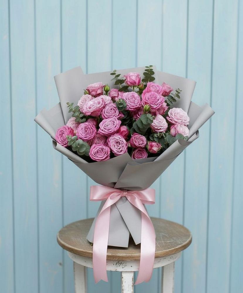 Букет цветов из: Розы в Лесной Свердловской области