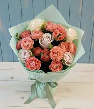 Букет цветов из:  Розы в Лесной Свердловской области