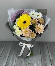 Букет цветов из:  Розы, Герберы и Хризантемы в Лесной Свердловской области