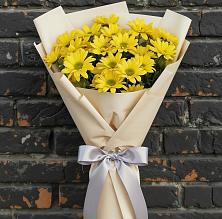 Букет цветов из:  Хризантемы в Лесной Свердловской области