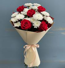 Букет цветов из:  Розы и Хризантемы в Лесной Свердловской области