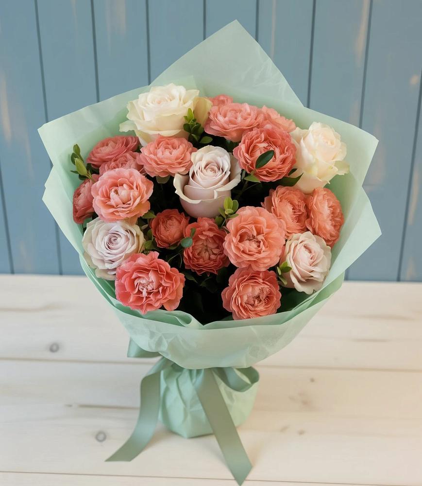 Букет цветов из: Розы в Лесной Свердловской области