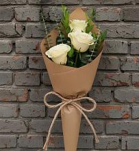 Букет цветов из:  Розы в Лесной Свердловской области