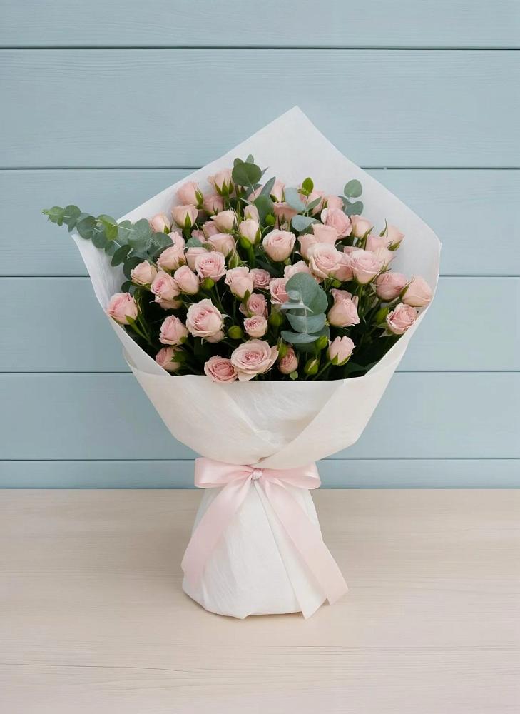 Букет цветов из: Розы в Лесной Свердловской области