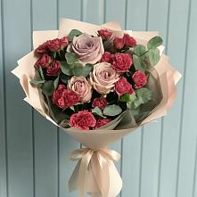 Букет цветов из:  Гвоздики и Розы #REPLACE_PRED# Лесной Свердловской области
