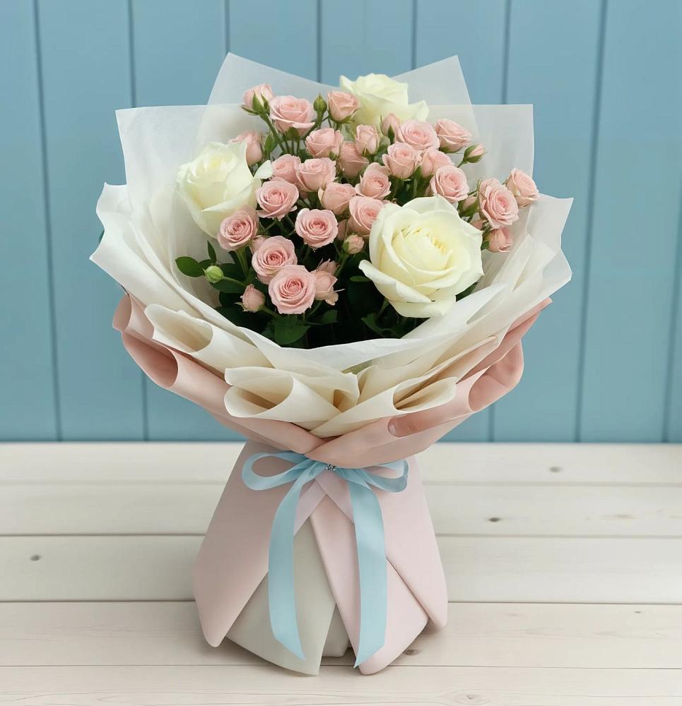 Букет цветов из: Розы в Лесной Свердловской области